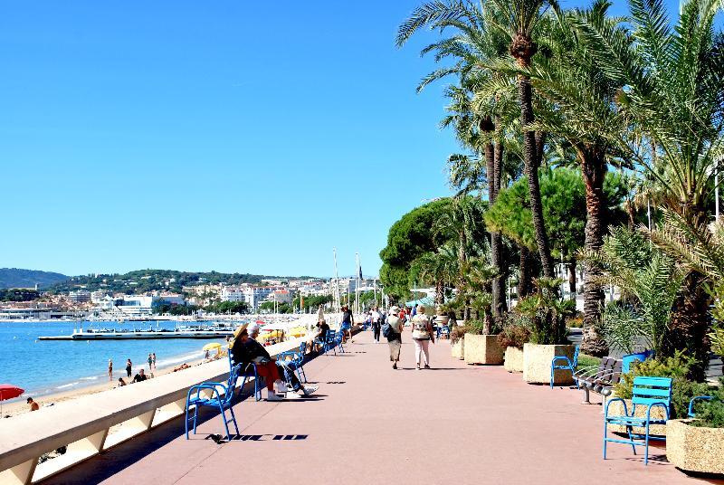 Appartement Croisette 79 *